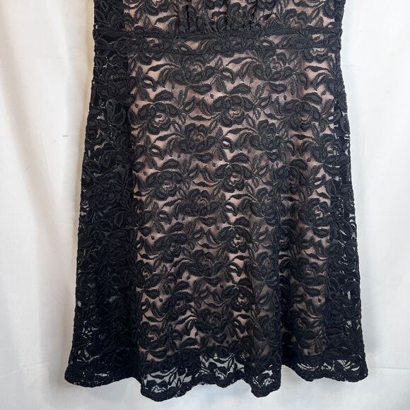 INC International Concepts Black Lace Overlay Fit & Flare Cap Sleeve Dress Sz 10 - Picture 5 of 9